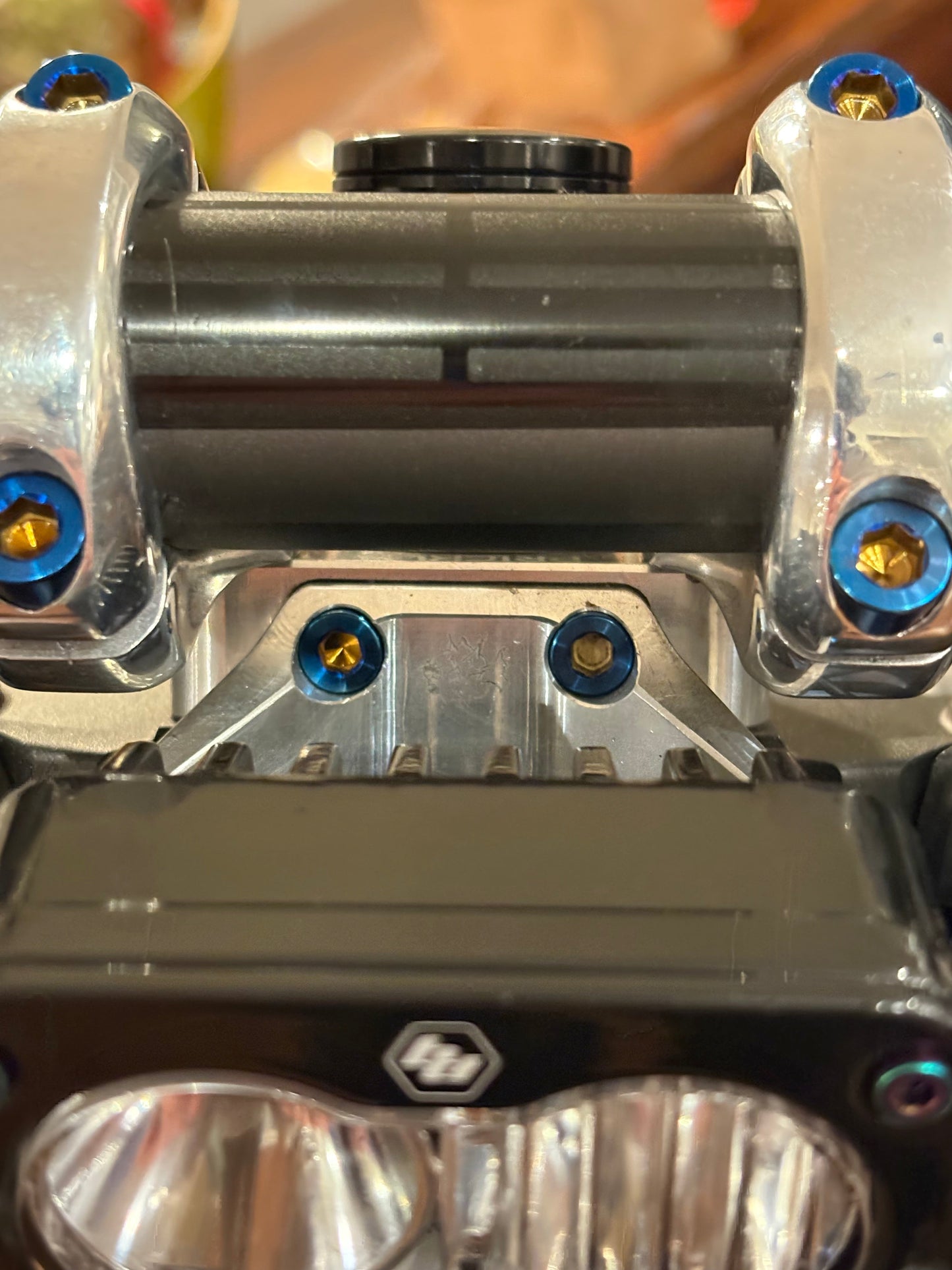 Prickly S2 Mount Titanium Bolts (set of 2)